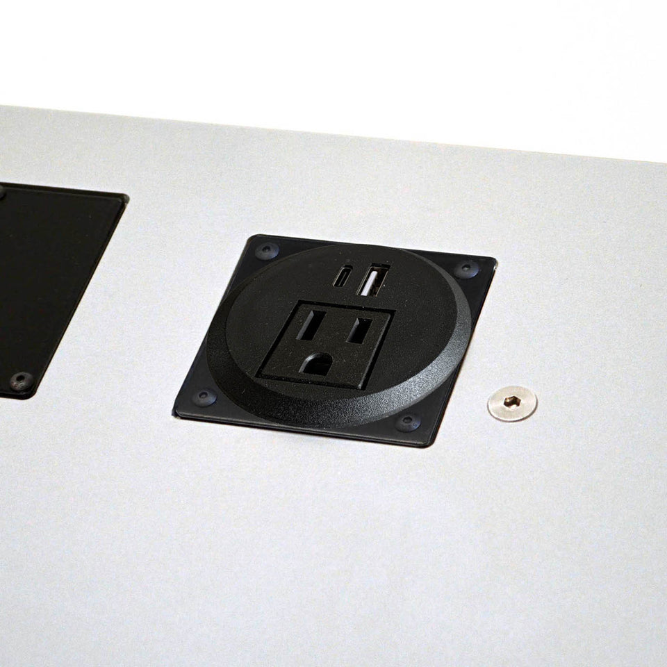 Urbann - Electrical outlet 110V and USB outlets on lectern