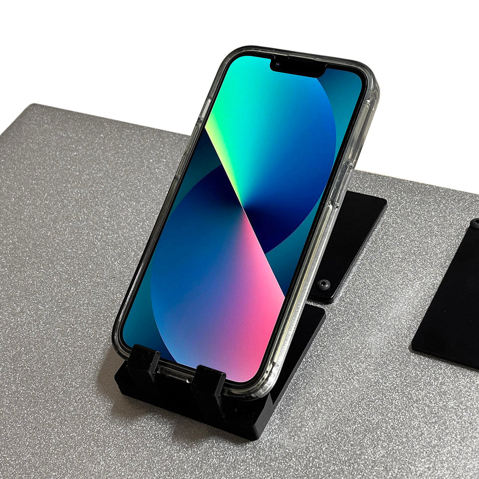 Smartphone with stand on lectern - Urbann